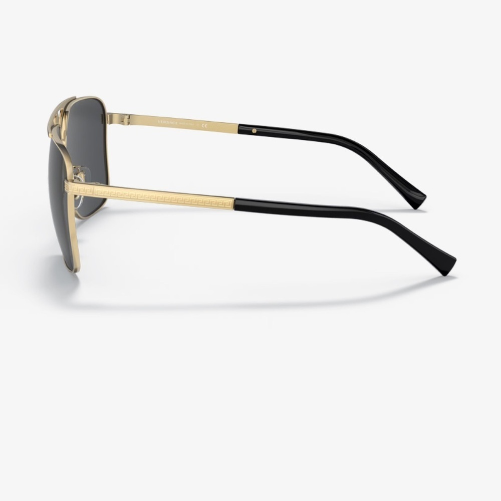 🔥VERSACE AUTH SUNGLASSES WITH ATTACHMENTS TO HANG OFF NECK FULL INCLUSION - Picture 8 of 13
